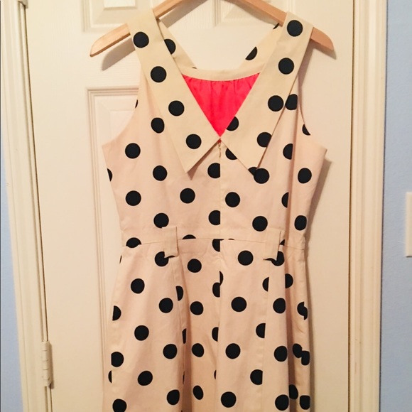 Adorable polka dot cream and black dress - Picture 3 of 5